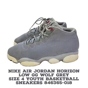 Nike Shoes 4 Youth Air Jordan Horizon Low GG Wolf Grey Basketball Sneakers